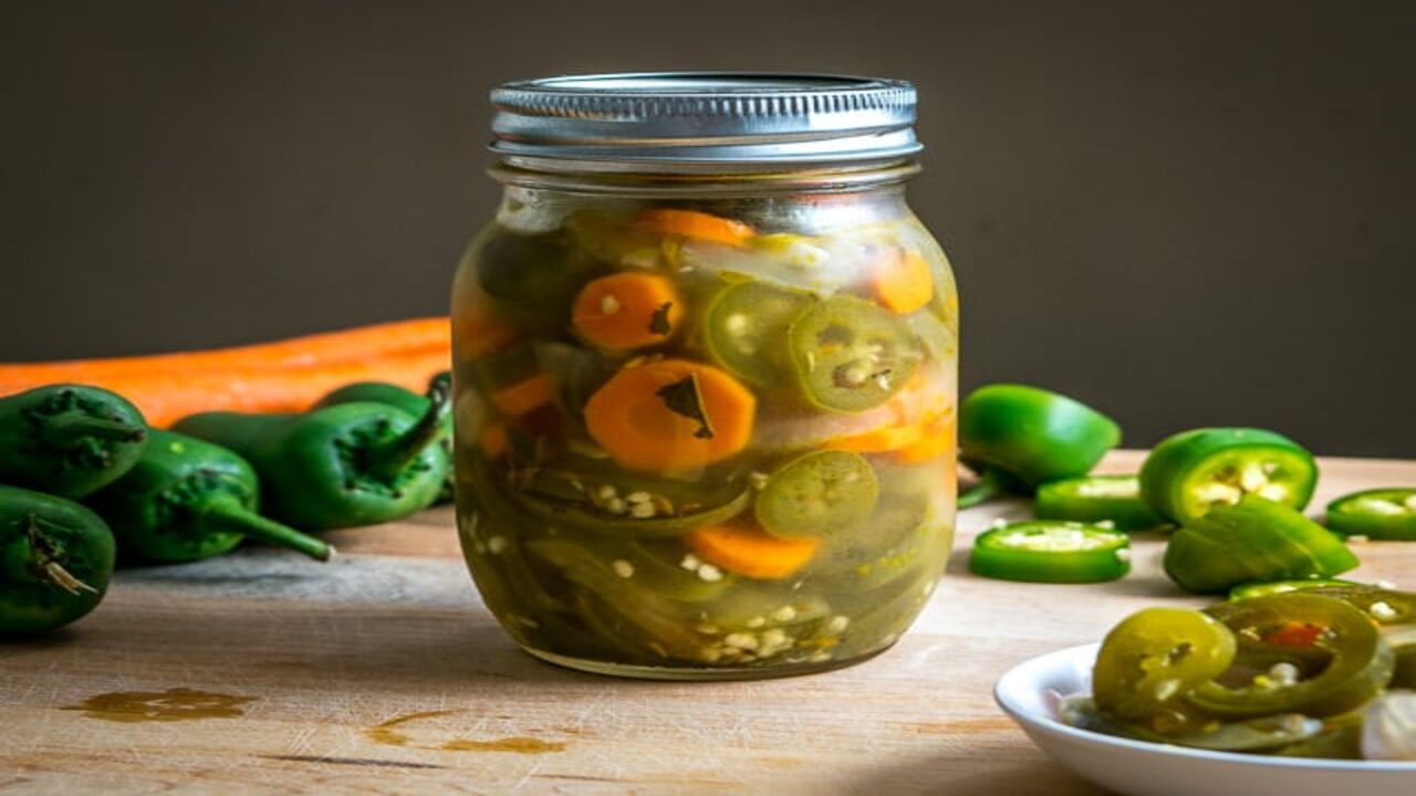 Easy Ways How To Pickle Jalapenos