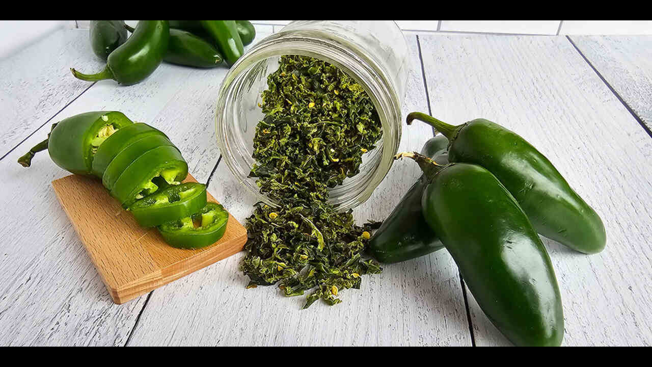 Safety Precautions And Handling Jalapeno Peppers