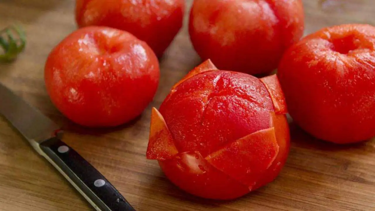 Peel The Tomatoes